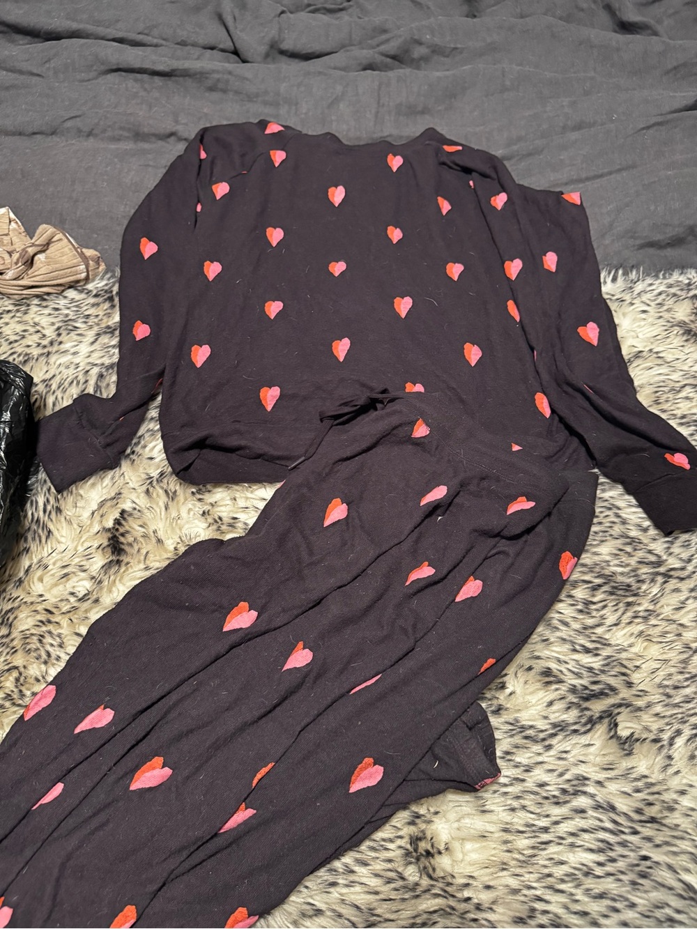 Rising Star Black Heart-Print Pajama Set with Red & Pink Hearts